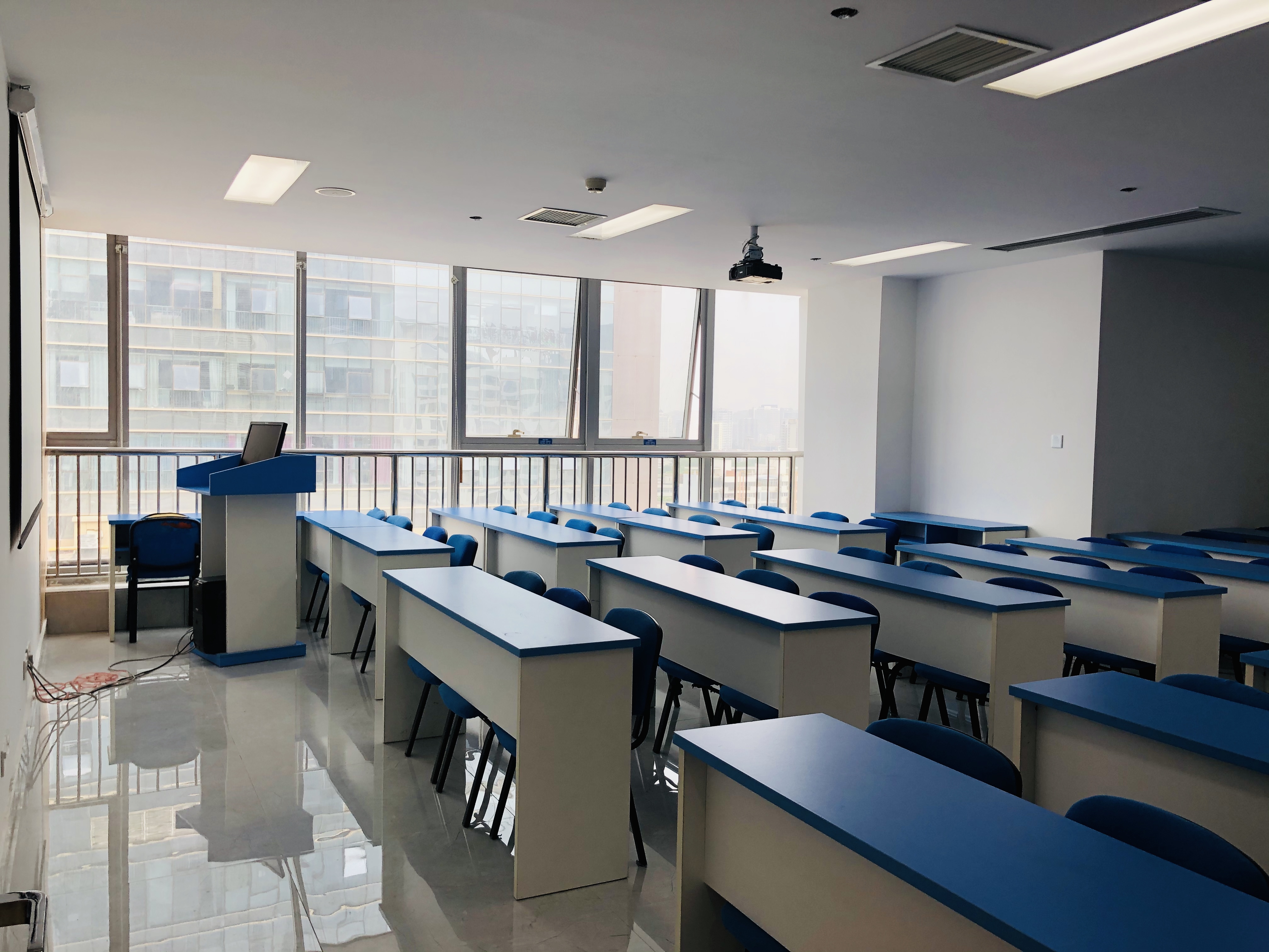 学会计，到臣信
